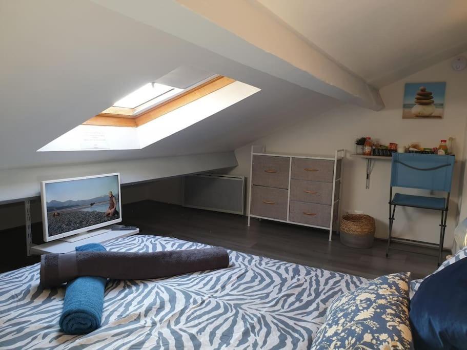Appartement Duplexe De 1 A 4 Chambres Privees Dans Maison Le Teil Extérieur photo